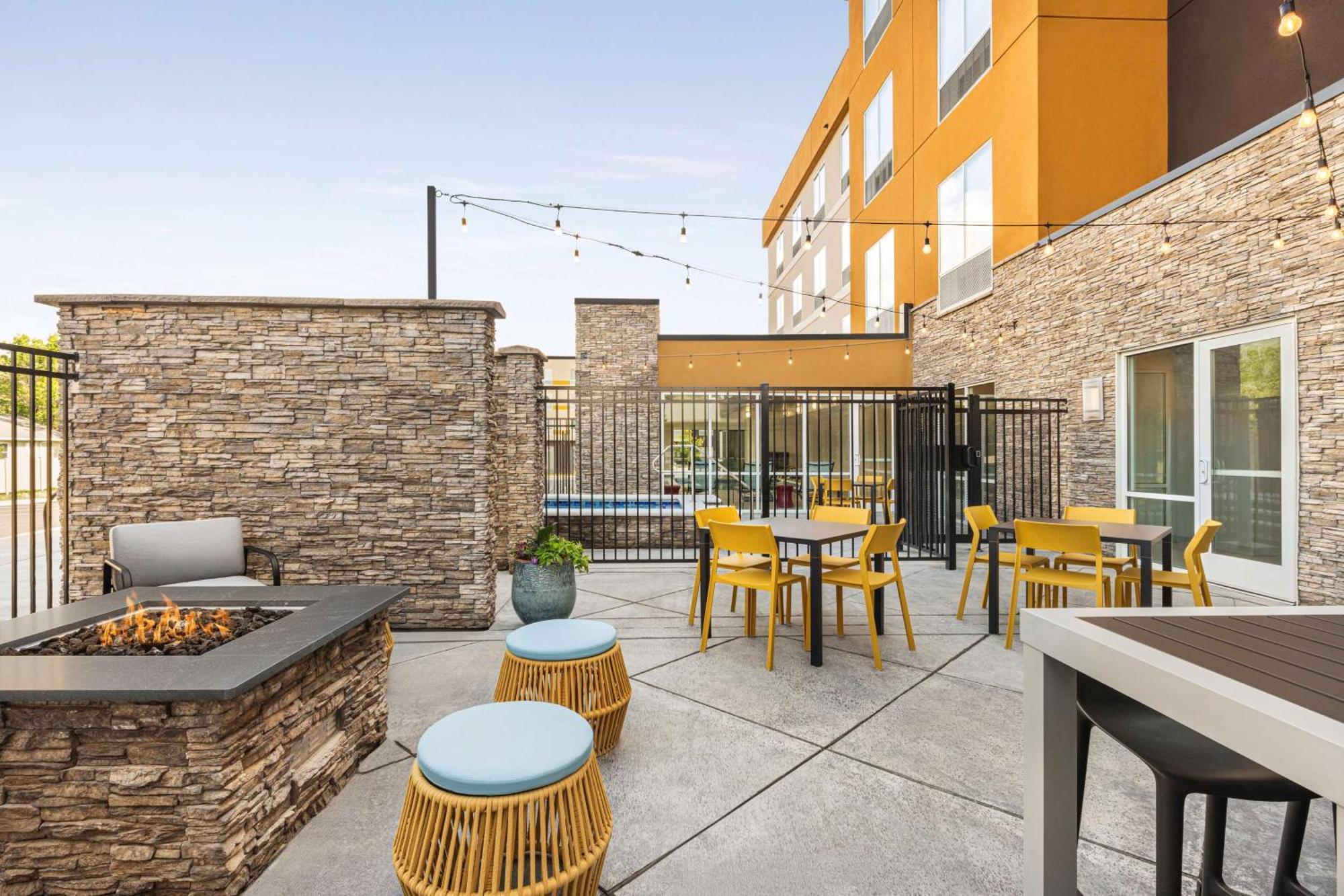 Home2 Suites Livingston Yellowstone Exterior photo